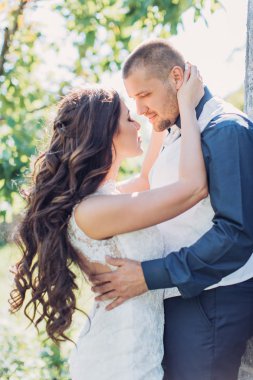 Gelin ve damat düğün gününde