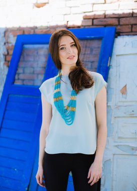 Güzel kadın moda giysileri