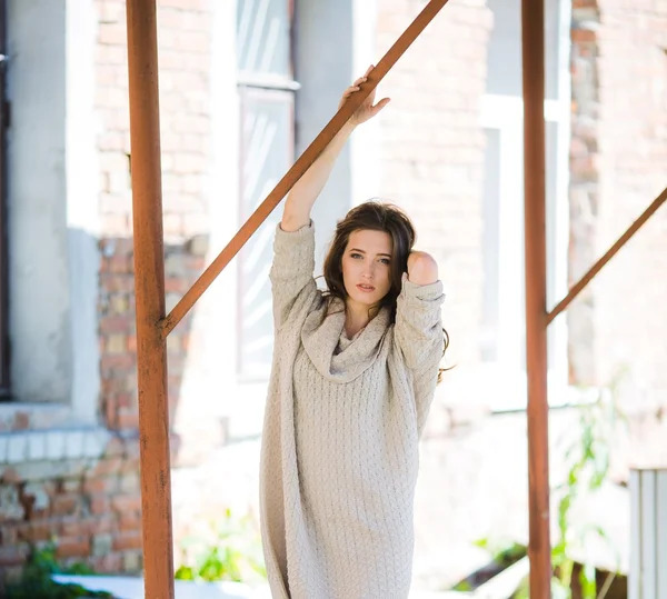 Beautiful woman in warm sweater — Stock Photo, Image