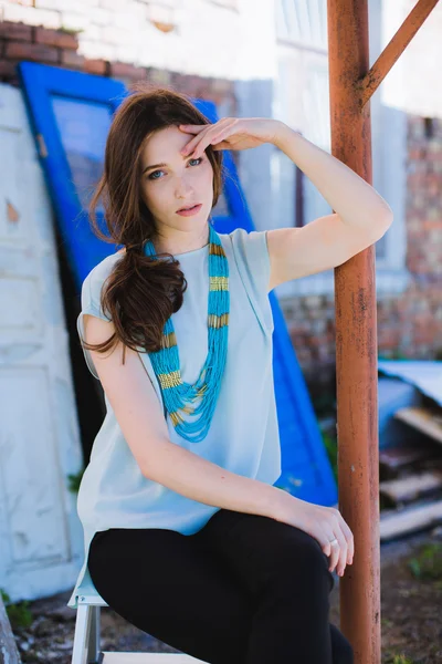 Güzel kadın moda giysileri