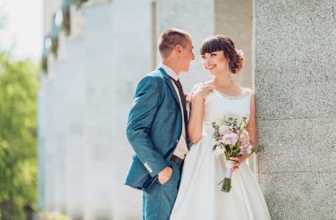 Gelin ve damat düğün gününde