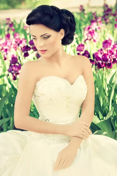 Sposa con elegante make-up — Foto Stock