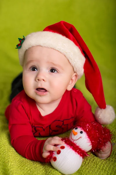 Malý chlapeček s Santa hat — Stock fotografie
