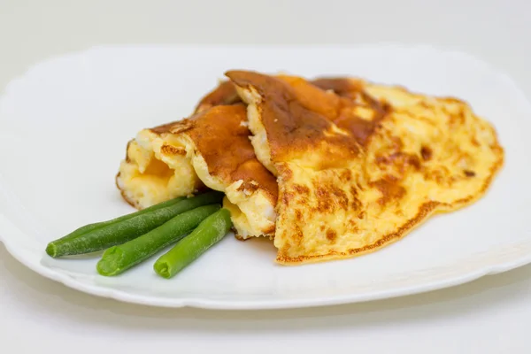 Omelete e feijão — Fotografia de Stock