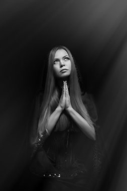 Genç ve seksi cadı