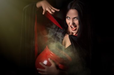 Genç ve seksi cadı