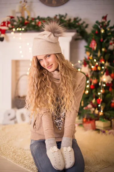 New year girl in stocking clothes — Stock Photo, Image