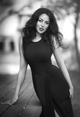 güzel bir kadın doğası üzerine