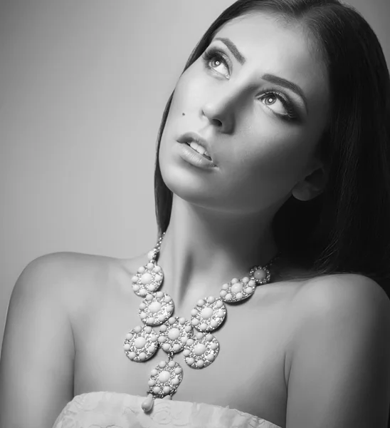 Woman with makeup and modern necklace — Stock Photo, Image