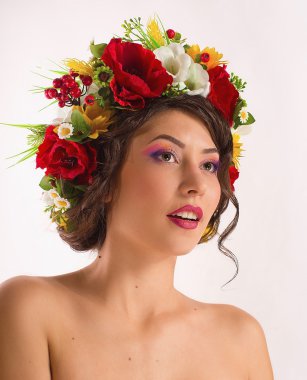 Güzel kız Ukrayna çelenk