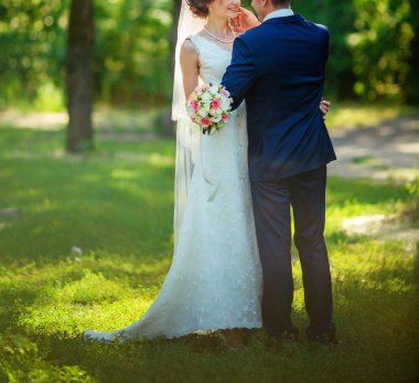 Gelin ve damat düğün gününde