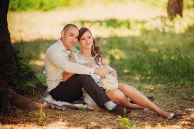 Gelin ve damat düğün gününde