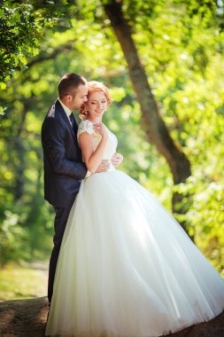 Gelin ve damat düğün gününde