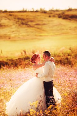 Gelin ve damat düğün gününde