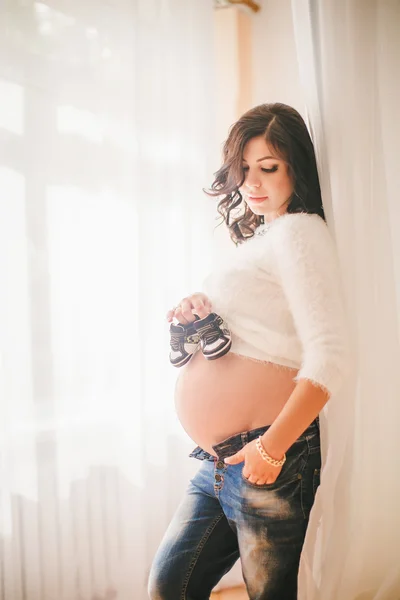 Beautiful Pregnant Woman — Stock Photo, Image