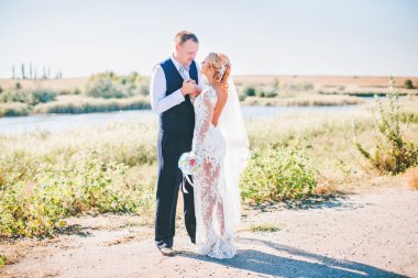 mutlu gelin ve damat