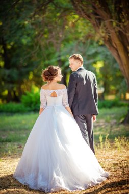 mutlu gelin ve damat