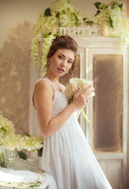 Güzel gelin, düğün günü