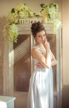 Güzel gelin, düğün günü