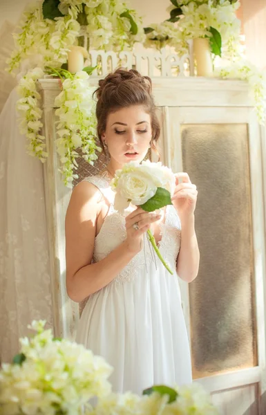 Beautiful bride at wedding day — Stock Photo, Image