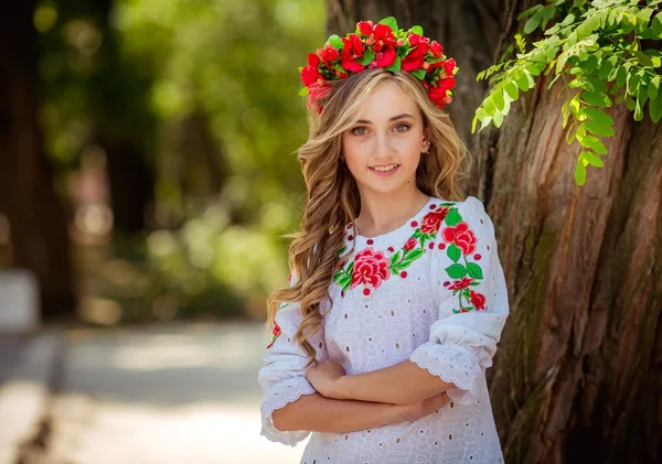 Красива дівчина українських — стокове фото