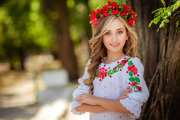 Güzel Ukraynalı kız — Stok fotoğraf