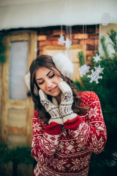 Girl at Christmas holiday eve — Stock Photo, Image