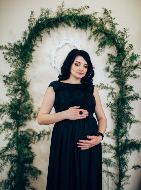 Güzel hamile kadın.