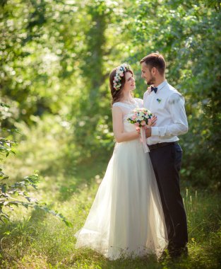 mutlu gelin ve damat