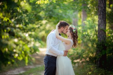 mutlu gelin ve damat