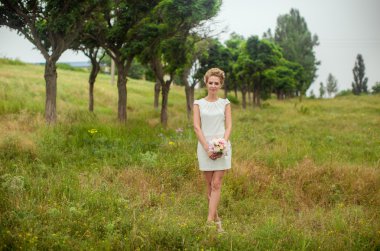 Çiçekli güzel gelin