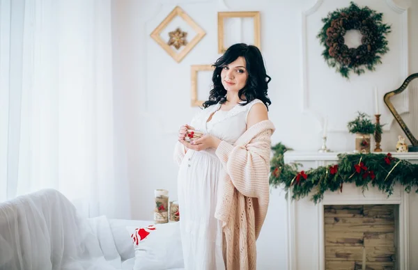 Pregnant Woman at baby shower — Stock Photo, Image