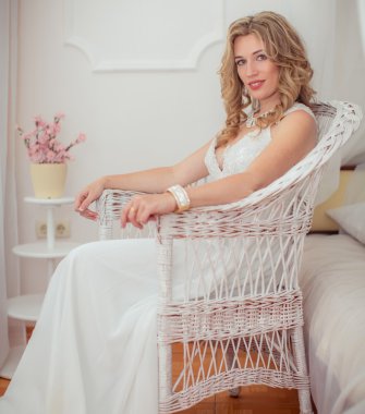 sarışın güzel kadın