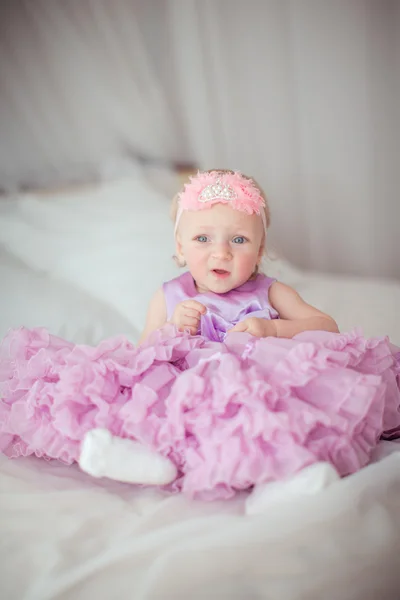 Beautiful baby girl — Stock Photo, Image