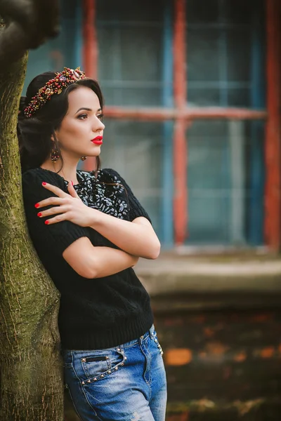 Beautiful woman in crown — Stock Photo, Image