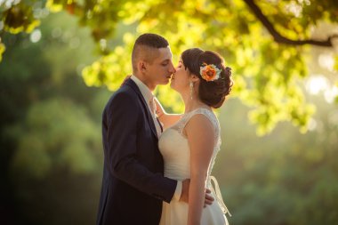 Gelin ve damat düğün gününde