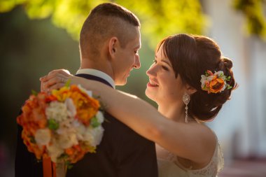 Gelin ve damat düğün gününde