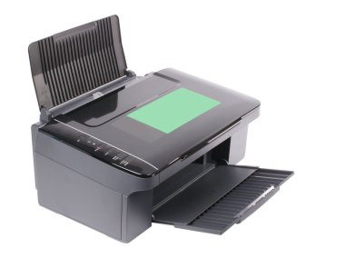 Beyaz arkaplanda çok işlevli ofis yazıcısı