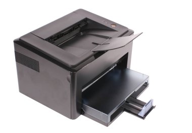 Beyaz arkaplanda çok işlevli ofis yazıcısı