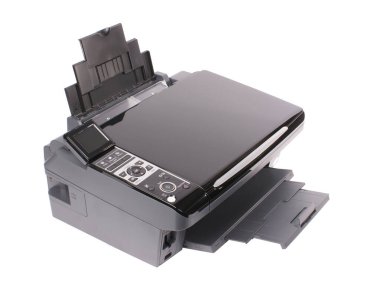 Beyaz arkaplanda çok işlevli ofis yazıcısı