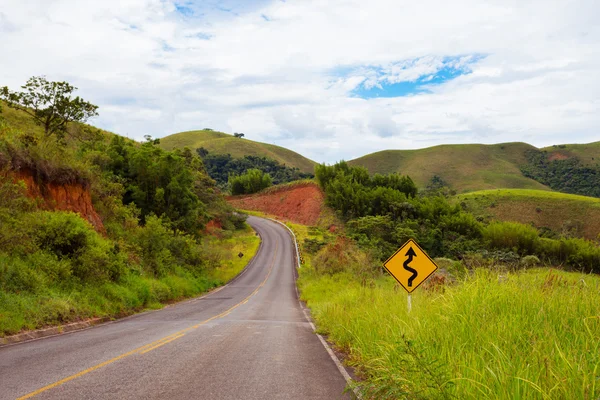 Estrada vazia a — Fotografia de Stock