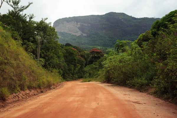 地面道路翻山 — 图库照片