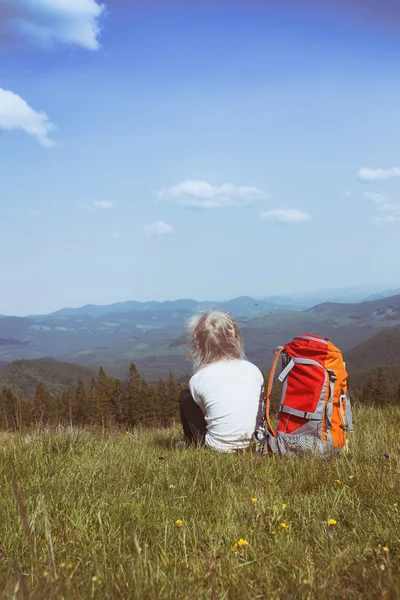 Girl hiker a — Stock Photo, Image