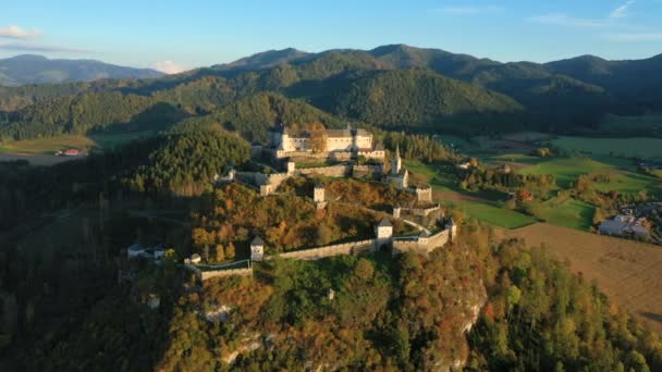 Carinthia Oostenrijk Oktober 2019 Vanuit Lucht Uitzicht Het Bekende Middeleeuwse — Stockvideo