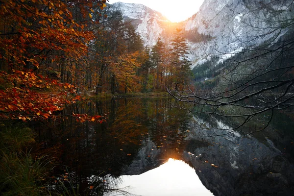 Landscape Beautiful Mountain Lake Reflection Autum — Stock Photo, Image