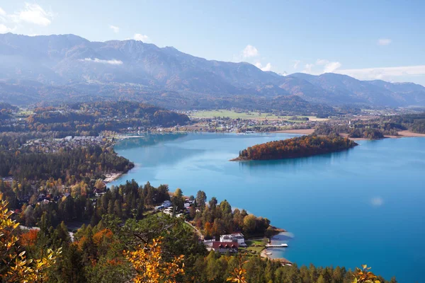 Paisagem Com Belo Lago Montanha Autum — Fotografia de Stock