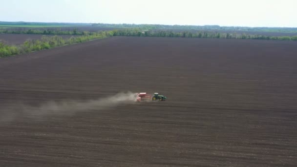 Dnipro Ukraine Mei 2020 Bovenaanzicht Van Trekker Met Zaaimachine Aan — Stockvideo