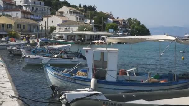 Kassiopi Greece Jule 2021 Fishing Boots Yachts Moored Harbour Tourist — Stock Video