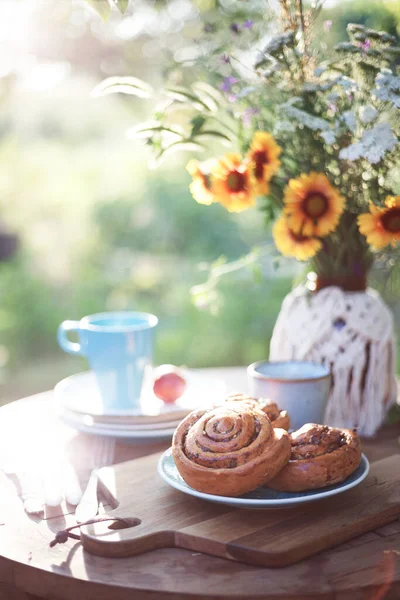 Jardim Chá Festa Estilo Country Ainda Vida Rolos Canela Xícaras — Fotografia de Stock