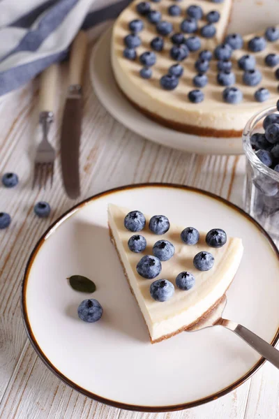 Cheesecake Blueberry White Wooden Backgroun — Stock Photo, Image